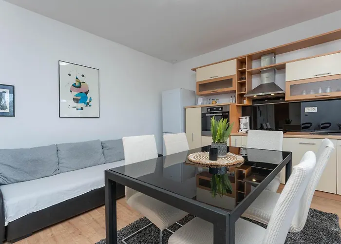 Apartamento Cozy In With Wifi Bibinje